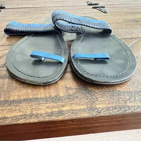 Tory Burch Neptune Baltic Blue Bi-Color Woven Flat Sandal - Picture 3 of 5